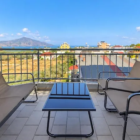 Sea-view Balcony - Stylish 2br Near Appartement *
